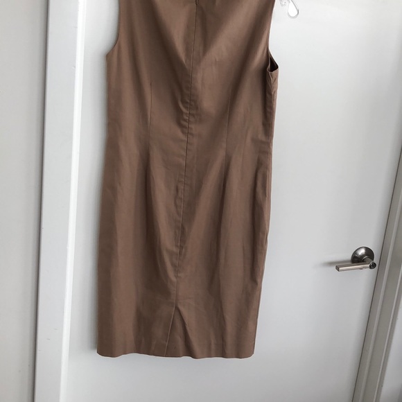 Albert Nipon Tan Short sleeve dress $60 Size 8 - Picture 2 of 8